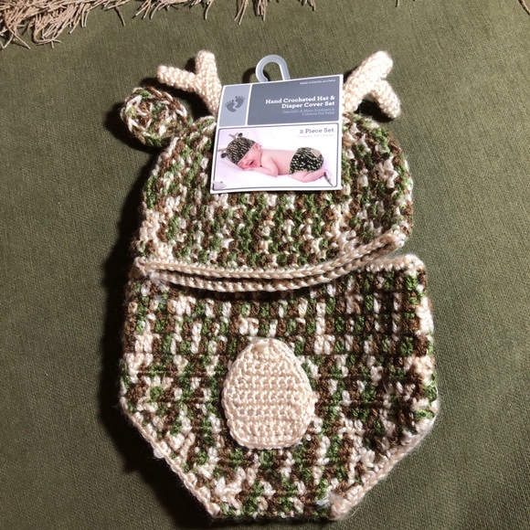 Hand Crocheted Infant 2 pieces Set Camo Deer Hat and Diaper Cover Set - Picture 2 of 7